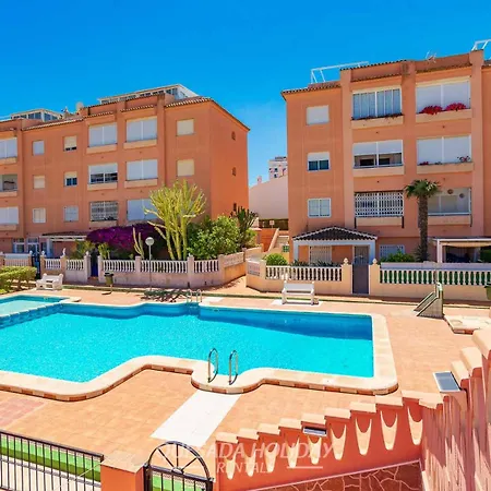 Mediterranean In La Mata, Σπίτι διακοπών *