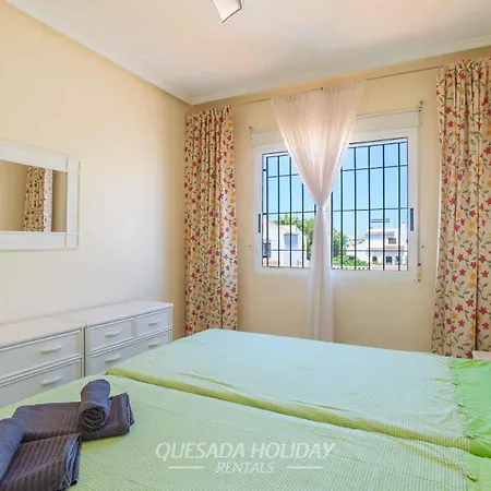 Mediterranean In La Mata, Casa de Férias