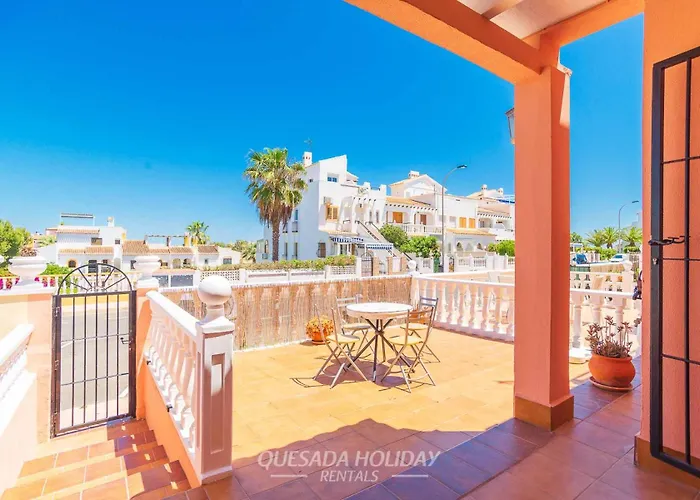 Mediterranean In La Mata, Semesterbostad *