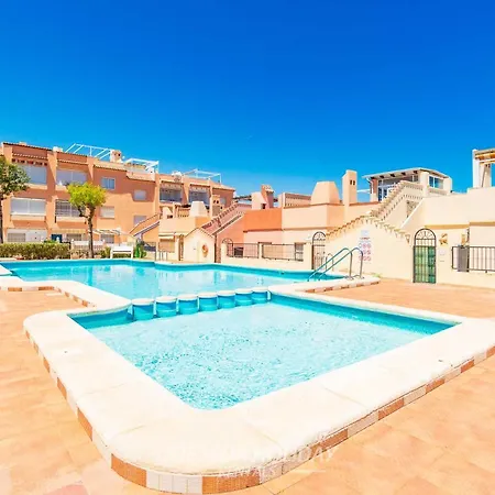 Mediterranean In La Mata, בית נופש טורבייחה