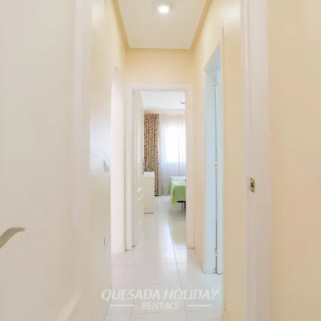 Mediterranean In La Mata, בית נופש *